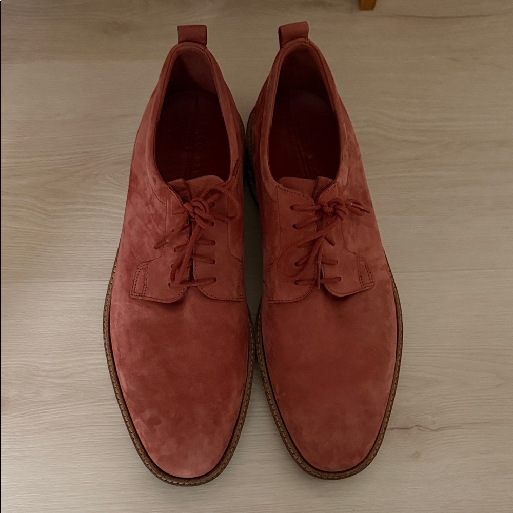 Ecco Men's Red Suede Oxfords Hybrid